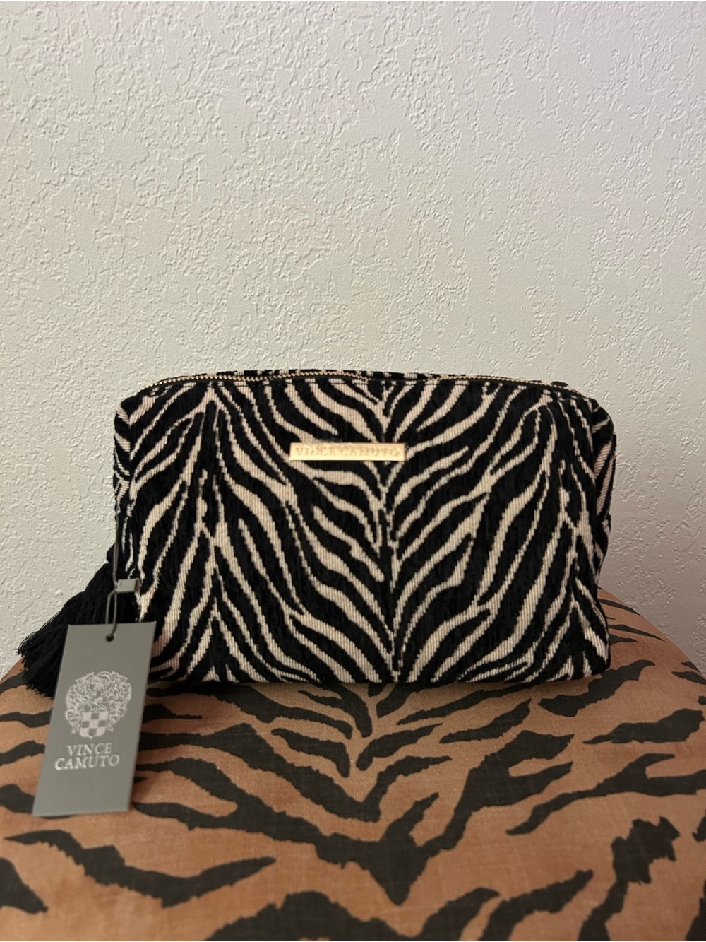 NEW Vince Camuto Textured Zebra Print Makeup Cosmetic Bag With Tassel